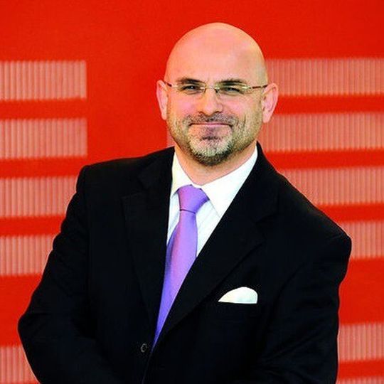 „Unsere hochwertigen Effektpigmente der Marke Paliocrom sind im Automobilsektor sehr begehrt”, erklärt Alexander Haunschild, Senior Vice President der Geschäftseinheit Pigmente & Harze Europa, BASF. „Unsere hochwertigen Effektpigmente der Marke Paliocrom sind im Automobilsektor sehr begehrt”, erklärt Alexander Haunschild, Senior Vice President der Geschäftseinheit Pigmente & Harze Europa, BASF.