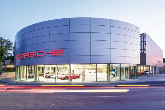 Das Porsche-Zentrum Wuppertal. Das Porsche-Zentrum Wuppertal.