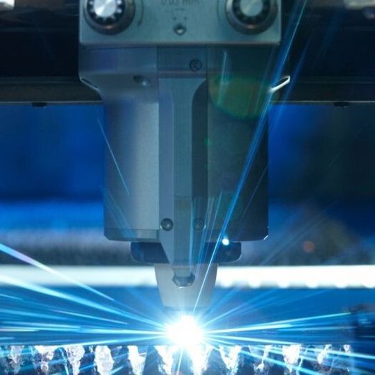 Lasertechnik für die Produktion von Morgen. Lasertechnik für die Produktion von Morgen.