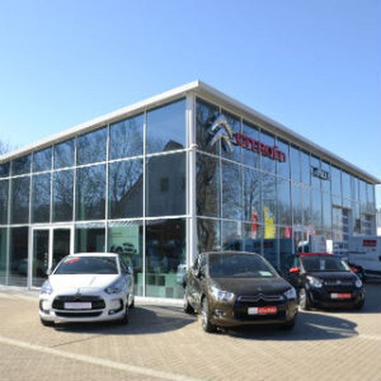 Das Autohaus Kelch in Neuruppin ist seit mehr als 20 Jahren Citroën-Partner. Das Autohaus Kelch in Neuruppin ist seit mehr als 20 Jahren Citroën-Partner.