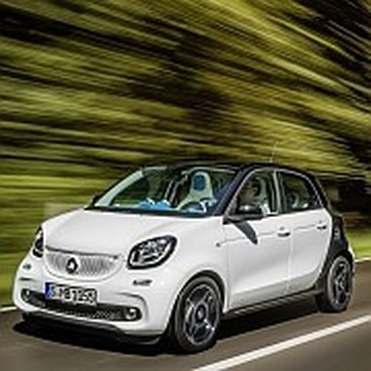 Im ADAC-Ecotest zeigte sich der Smart Forfour bei hohem Tempo als Rußschleuder. Im ADAC-Ecotest zeigte sich der Smart Forfour bei hohem Tempo als Rußschleuder.