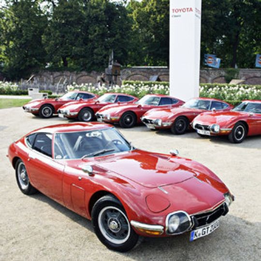50 Jahre Toyota 2000 GT: Jubiläumstreffen bei den Classic Days auf Schloss Dyck. 50 Jahre Toyota 2000 GT: Jubiläumstreffen bei den Classic Days auf Schloss Dyck.
