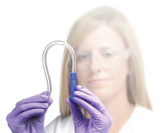 Die lichthärtenden Klebstoffe namens Loctite eignen sich beispielsweise für die Klebung von klaren und transparenten Werkstoffen . Sie härten ohne zusätzliche Wärmezufuhr durch Bestrahlung mit UV-Licht oder sichtbarem Licht in Sekundenschnelle aus. Die lichthärtenden Klebstoffe namens Loctite eignen sich beispielsweise für die Klebung von klaren und transparenten Werkstoffen . Sie härten ohne zusätzliche Wärmezufuhr durch Bestrahlung mit UV-Licht oder sichtbarem Licht in Sekundenschnelle aus.