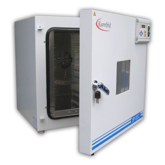 Die Hochtemperaturöfen heizen bis 600°C hoch.