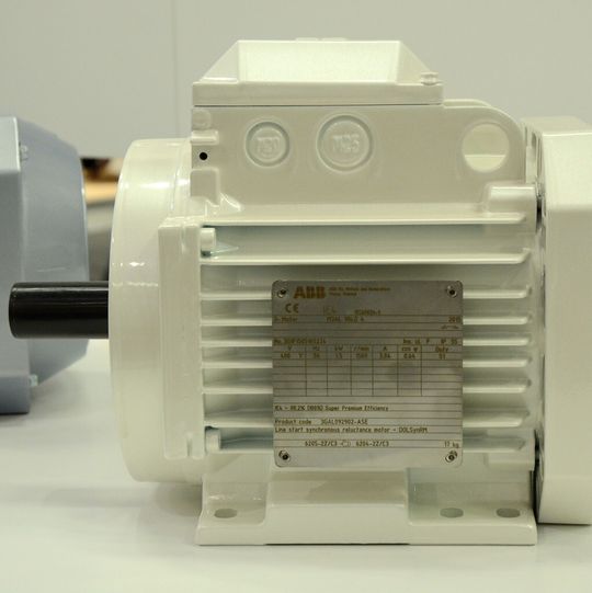 Der Synchronreluktanzmotor mit direktem Netzanschluss ist eine magnetlose Motorlösung für OEM. Der Synchronreluktanzmotor mit direktem Netzanschluss ist eine magnetlose Motorlösung für OEM.