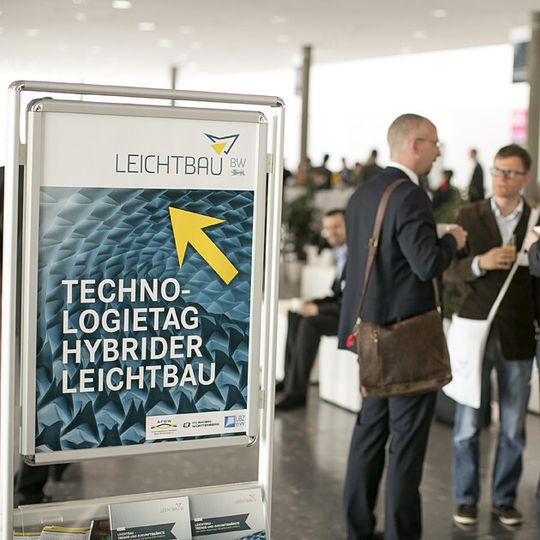 Die Leichtbau Baden-Württemberg veranstaltet am 05. Mai 2015 den 2. Technologietag Hybrider Leichtbau in Stuttgart. Die Leichtbau Baden-Württemberg veranstaltet am 05. Mai 2015 den 2. Technologietag Hybrider Leichtbau in Stuttgart.