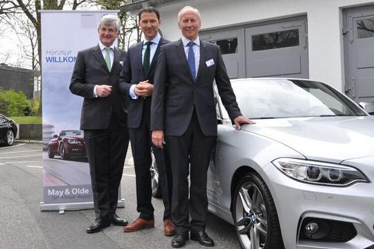 Die Führungsriege von May & Olde erwartet ein positives Jahr 2015 (v.li.): Michael May, Gesellschafter, Christian Rönsch, geschäftsführender Gesellschafter und Hans-Otto Olde, Gesellschafter. Die Führungsriege von May & Olde erwartet ein positives Jahr 2015 (v.li.): Michael May, Gesellschafter, Christian Rönsch, geschäftsführender Gesellschafter und Hans-Otto Olde, Gesellschafter.