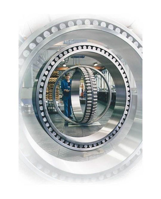 Solche Pendelrollenlager müssen Monate im Voraus bestellt werden – eine zustandsorientierte Instandhaltung ist hier unabdingbar. Bild: SKF Solche Pendelrollenlager müssen Monate im Voraus bestellt werden – eine zustandsorientierte Instandhaltung ist hier unabdingbar. Bild: SKF