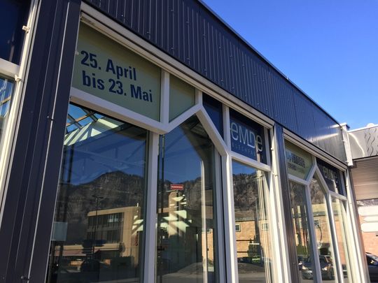 Vom Samstag, 25. April bis am Samstag, 23. Mai 2015 eröffnet die Emde Blechfabrik den ersten PopUp Store in Graubünden an der Bahnhofstrasse in Landquart.