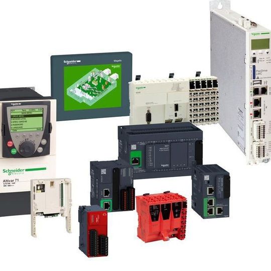 Zuwachs für die Multicontroller-Plattform von MachineStruxure (mitte): Die neuen Steuerun-gen Modicon M221, M241 und M251 setzen Maßstäbe durch einfaches Engineering und kurze Installationszeiten sowie durch ihre echte Skalierbarkeit in Funktionalität und Leistung. Zuwachs für die Multicontroller-Plattform von MachineStruxure (mitte): Die neuen Steuerun-gen Modicon M221, M241 und M251 setzen Maßstäbe durch einfaches Engineering und kurze Installationszeiten sowie durch ihre echte Skalierbarkeit in Funktionalität und Leistung.