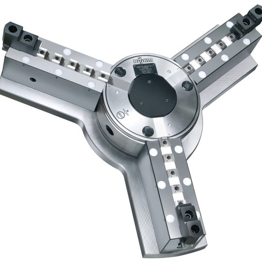 Mit dem Duro-TA XT von Röhm werden Rüstzeiten deutlich reduziert.