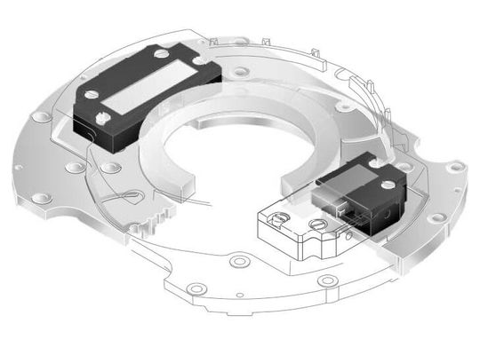 Die Drehbewegungen werden durch zwei Ultraschallmotoren erzeugt, die tangential gegen einen ringförmigen Läufer vorgespannt sind. Der Läufer ist drehbar gelagert Die Drehbewegungen werden durch zwei Ultraschallmotoren erzeugt, die tangential gegen einen ringförmigen Läufer vorgespannt sind. Der Läufer ist drehbar gelagert