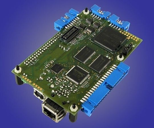 Das EasyRunTC1796-Board von pls und HighTec Das EasyRunTC1796-Board von pls und HighTec