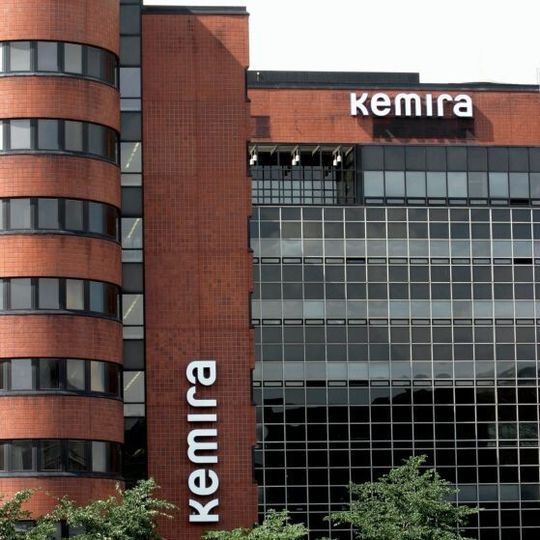 Kemira works on three Chinese water projects togethr with Stora Enso of Finland. Kemira works on three Chinese water projects togethr with Stora Enso of Finland.