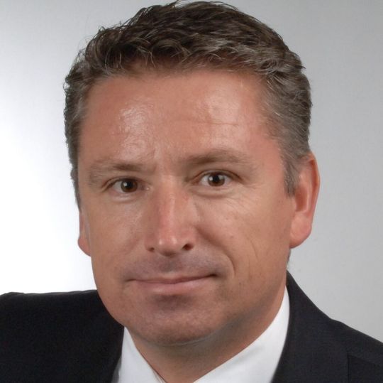 Dr. Oliver Lücke, bisheriger Werksleiter in Norderstedt und Lüneburg, wird neuer Vorstand Technik bei der Jungheinrich AG. Dr. Oliver Lücke, bisheriger Werksleiter in Norderstedt und Lüneburg, wird neuer Vorstand Technik bei der Jungheinrich AG.