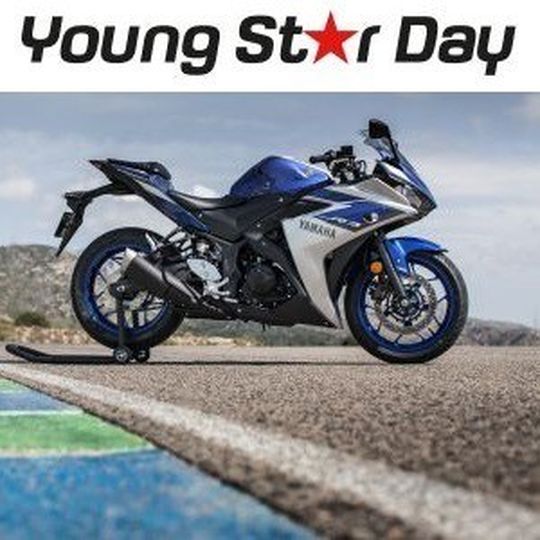 Yamaha beschenkt seine jungen Kunden. Yamaha beschenkt seine jungen Kunden.