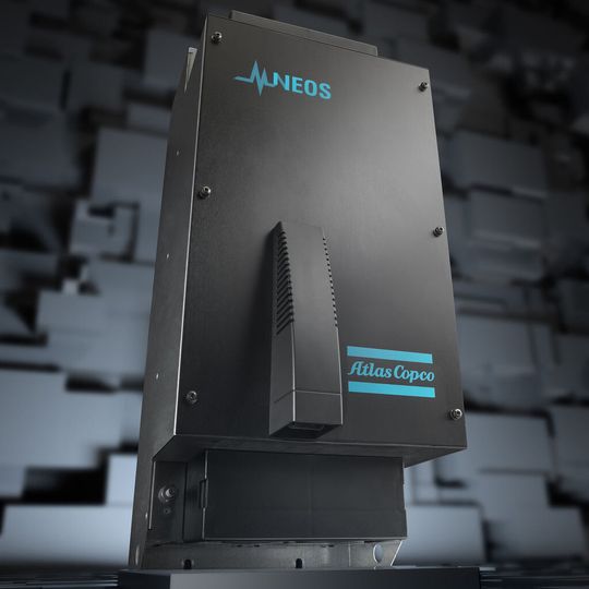 Den Umrichter Neos hat Atlas Copco eigens für seine drehzahlgeregelten GA-Kompressoren entwickelt. Der Konverter ist effizient, robust und zuverlässig. Den Umrichter Neos hat Atlas Copco eigens für seine drehzahlgeregelten GA-Kompressoren entwickelt. Der Konverter ist effizient, robust und zuverlässig.