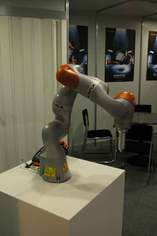 L'EPHJ-EPMT-SMT se prépare... Kuka sera présent. L'EPHJ-EPMT-SMT se prépare... Kuka sera présent.