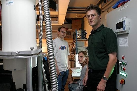 Prof. Dr. Fiebig und sein Team haben rechts- und linksdrehende Magnetwirbel entdeckt. Prof. Dr. Fiebig und sein Team haben rechts- und linksdrehende Magnetwirbel entdeckt.