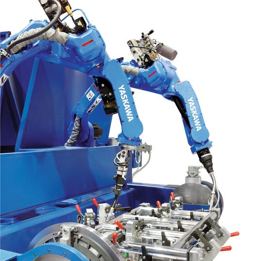 Yaskawa präsentiert sich in auf der DVS EXPO 2015 mit aktuellen Motoman-Modellen wie dem MA1440 (hier montiert auf einem Positionierer). Yaskawa präsentiert sich in auf der DVS EXPO 2015 mit aktuellen Motoman-Modellen wie dem MA1440 (hier montiert auf einem Positionierer).