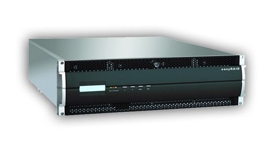 Anwender können das EasyRAID Q16PS über SAS-Ports um drei weitere JBODs ergänzen und somit auf bis zu 64 Terabyte erweitern. Anwender können das EasyRAID Q16PS über SAS-Ports um drei weitere JBODs ergänzen und somit auf bis zu 64 Terabyte erweitern.
