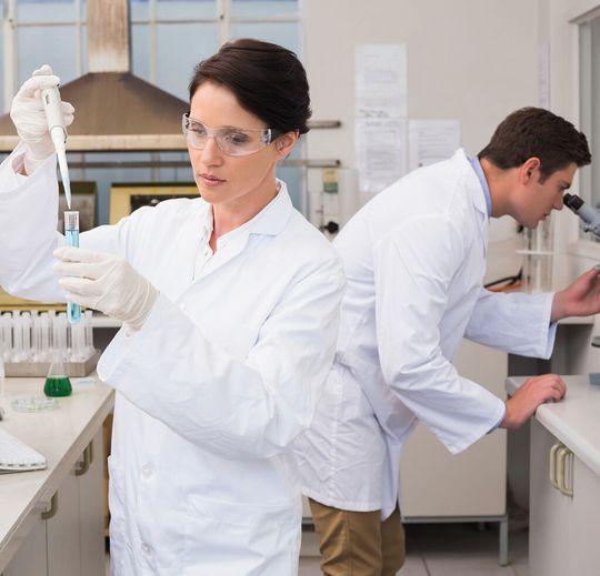 1 Das Klinische Institut für Neurologie in Wien (KIN) untersucht sowohl Proben aus dem Bereich der Neuropathologie als auch aus dem Bereich der Neurochemie/Labormedizin. 1 Das Klinische Institut für Neurologie in Wien (KIN) untersucht sowohl Proben aus dem Bereich der Neuropathologie als auch aus dem Bereich der Neurochemie/Labormedizin.