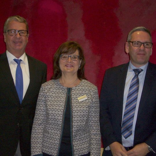 Robotik und Automation auf Rekordniveau, ließ der VDMA verlauten: Patrick Schwarzkopf, Geschäftsführer VDMA Robotik + Automation, Gudrun Litzenberger, verantwortlich für die Statistiken im Verband und Hans-Dieter Baumtrog, Senio Vice President, ATS un Vorsitzender des Vorstands von VDMA Robotik + Automation Robotik und Automation auf Rekordniveau, ließ der VDMA verlauten: Patrick Schwarzkopf, Geschäftsführer VDMA Robotik + Automation, Gudrun Litzenberger, verantwortlich für die Statistiken im Verband und Hans-Dieter Baumtrog, Senio Vice President, ATS un Vorsitzender des Vorstands von VDMA Robotik + Automation
