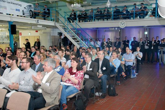 Volles Haus bei Standox: Rund 200 Lackierer besuchten den Deutschen Lackierertag in Wuppertal.