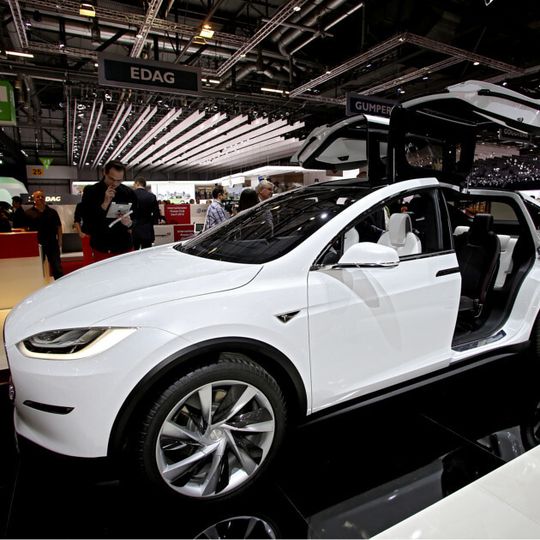 Auch das Crossover-SUV Model X wurde mehrfach von Tesla verschoben und wird nach wie vor nicht ausgeliefert. Auch das Crossover-SUV Model X wurde mehrfach von Tesla verschoben und wird nach wie vor nicht ausgeliefert.