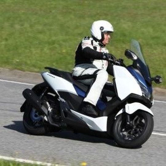 Honda Forza 125 Die Lust Der Leichtigkeit