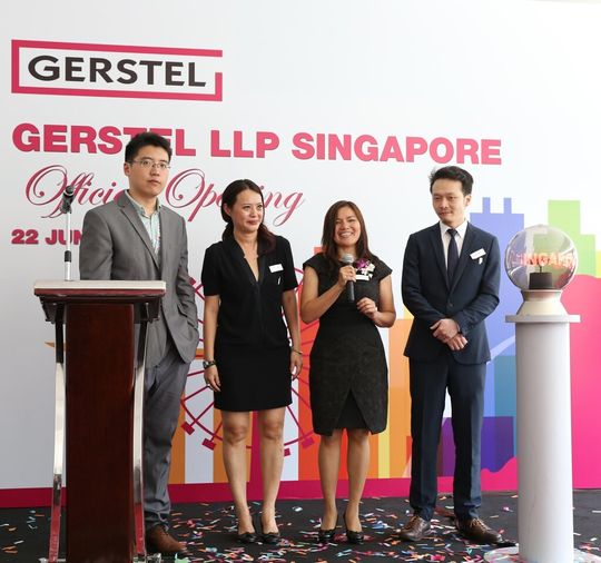 The Gerstel LLP Team (Singapore): Li Xiao, Ph.D. (Application Chemist), Ng Yi Lin (Administrative Manager), Tan Surakanpinit (Regional Manager), Stanley Wong (Service Specialist) (f.l.) The Gerstel LLP Team (Singapore): Li Xiao, Ph.D. (Application Chemist), Ng Yi Lin (Administrative Manager), Tan Surakanpinit (Regional Manager), Stanley Wong (Service Specialist) (f.l.)