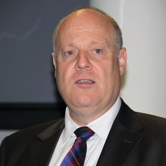 Eckard Eberle, CEO der Siemens Business Unit Process Automation: „Zusammen mit der Expertise von Biontech im Bereich individualisierter Medizin ebnen wir den Weg hin zu einer digitalen Anlage mit einer effizienten papierlosen Produktion.“ Eckard Eberle, CEO der Siemens Business Unit Process Automation: „Zusammen mit der Expertise von Biontech im Bereich individualisierter Medizin ebnen wir den Weg hin zu einer digitalen Anlage mit einer effizienten papierlosen Produktion.“