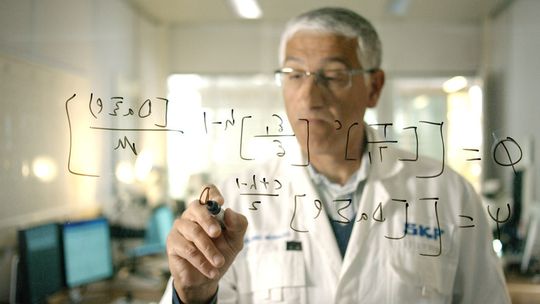 Mit dem „Generalized Bearing Life Model“ von SKF lässt sich die Lagerlebensdauer realistischer berechnen. Mit dem „Generalized Bearing Life Model“ von SKF lässt sich die Lagerlebensdauer realistischer berechnen.
