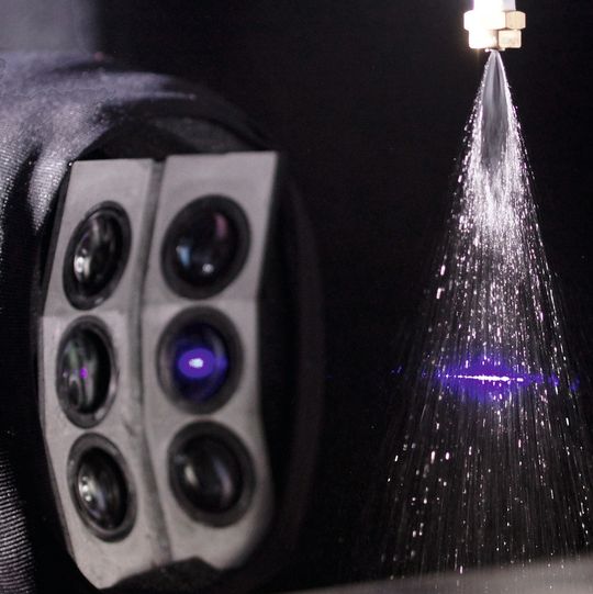 Sprayspy-Messung an einer Flachstrahldüse. Sprayspy-Messung an einer Flachstrahldüse.