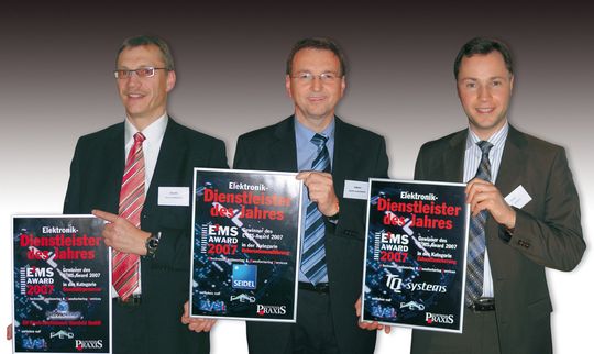 Die Elektronikdienstleister des Jahres (v.l.n.r.): Karl-Heinz Knott, Leiter Baugruppenfertigung EN ElectronicNetwork Hersfeld, Franz Jöbstl, Geschäftsführer SEIDEL Elektronik, Rüdiger Stahl, Geschäftsführer TQ Systems Die Elektronikdienstleister des Jahres (v.l.n.r.): Karl-Heinz Knott, Leiter Baugruppenfertigung EN ElectronicNetwork Hersfeld, Franz Jöbstl, Geschäftsführer SEIDEL Elektronik, Rüdiger Stahl, Geschäftsführer TQ Systems