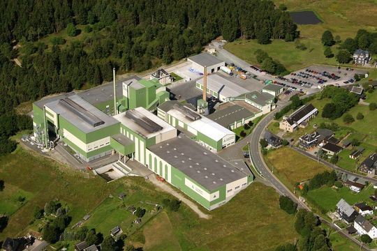 Das Glaswerk Ernstthal aus der Vogelperspektive. Das Glaswerk Ernstthal aus der Vogelperspektive.