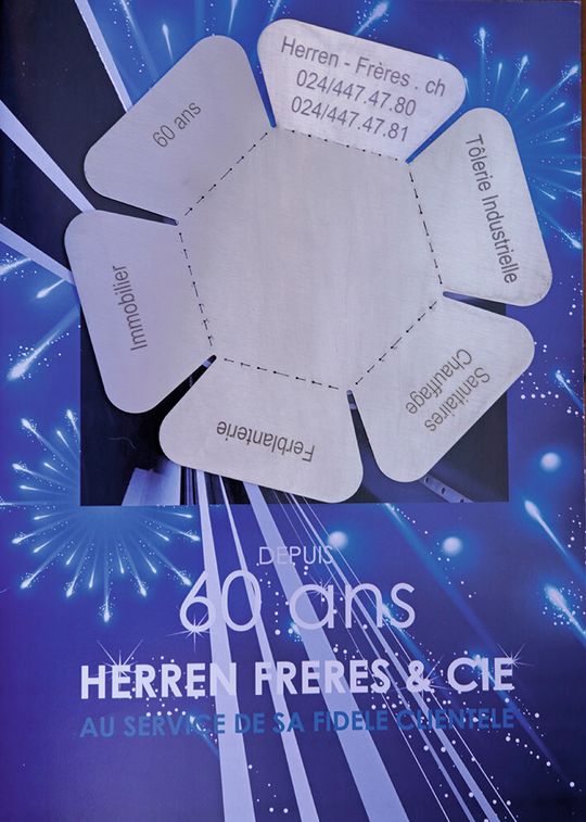 Le kit de pliage fabriqué pour célébrer les 60 ans de la PME et offert aux participants de cette rencontre. Le kit de pliage fabriqué pour célébrer les 60 ans de la PME et offert aux participants de cette rencontre.