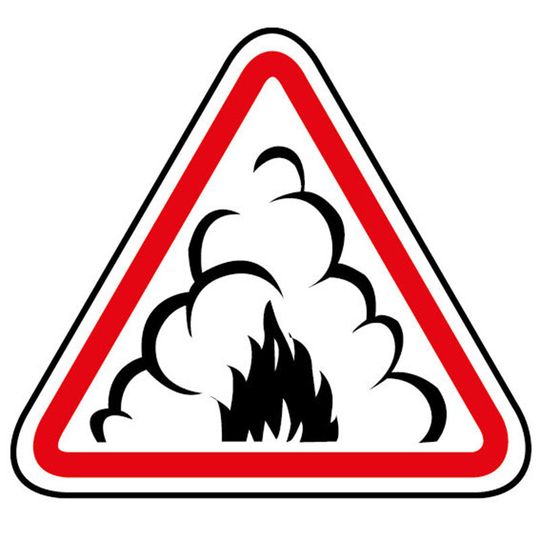 Oft übersehen: Gase, die etwa beim Brand entstehen - auch in Nebenräumen, anderen Stockwerken oder sogar in Nachbargebäuden, können das IT-Equipment schädigen.