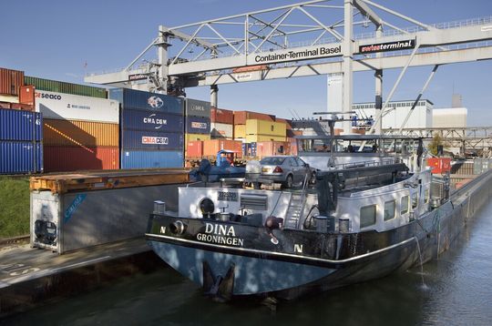 Die Exportstimmung bei den Schweizer KMU erreicht ein Stimmungstief. Die Exportstimmung bei den Schweizer KMU erreicht ein Stimmungstief.