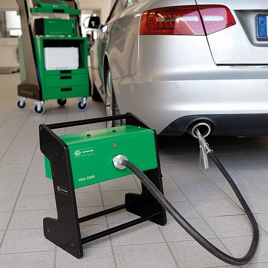 Die neue Abgasstation überträgt die Daten kabellos. Die neue Abgasstation überträgt die Daten kabellos.