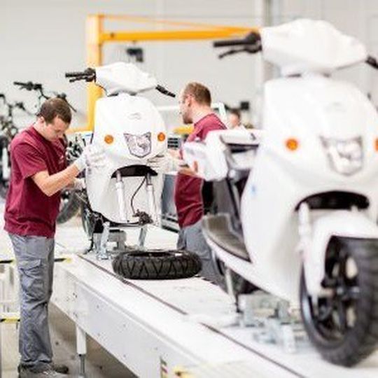 Das Produktionsvolumen des Münchner Unternehmens soll sich auf über 20.000 Fahrzeuge pro Jahr vervierfachen. Das Produktionsvolumen des Münchner Unternehmens soll sich auf über 20.000 Fahrzeuge pro Jahr vervierfachen.