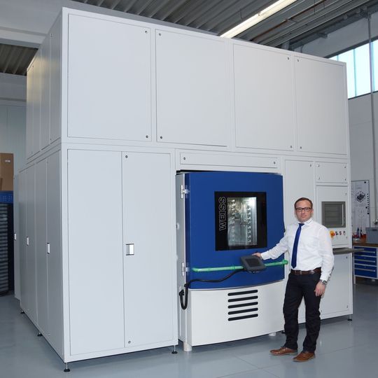 Poppe + Potthoff Maschinenbau hat einen Impulsdruck-Prüfstand entwickelt, mit dem innovative Komponenten im einem weiten Bereich der Druck- und Temperaturbedingungen getestet werden können.