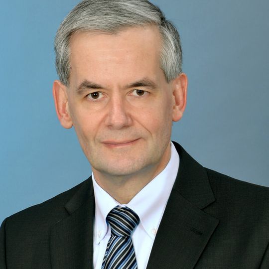 Günther Roth war zuvor bei Johnson Controls als Engineering Director Product Validation tätig. Günther Roth war zuvor bei Johnson Controls als Engineering Director Product Validation tätig.