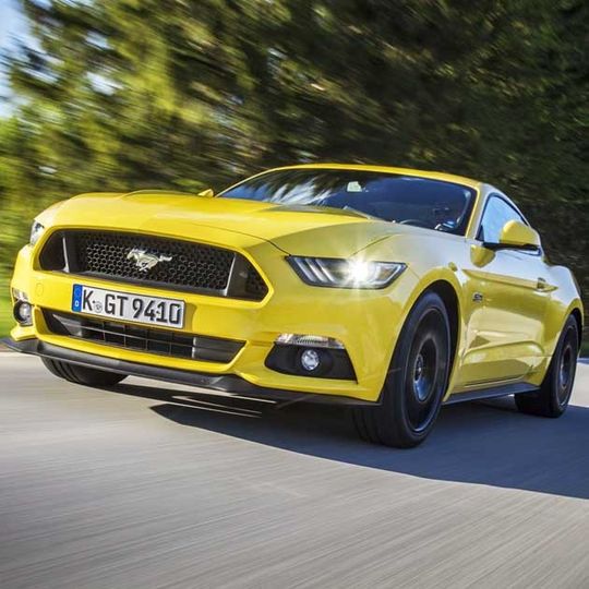 Reaktion auf verschlechterten Wechselkurs: Der Ford Mustang (hier der GT) wird ab sofort in allen Versionen um 2.000 Euro teurer. Reaktion auf verschlechterten Wechselkurs: Der Ford Mustang (hier der GT) wird ab sofort in allen Versionen um 2.000 Euro teurer.