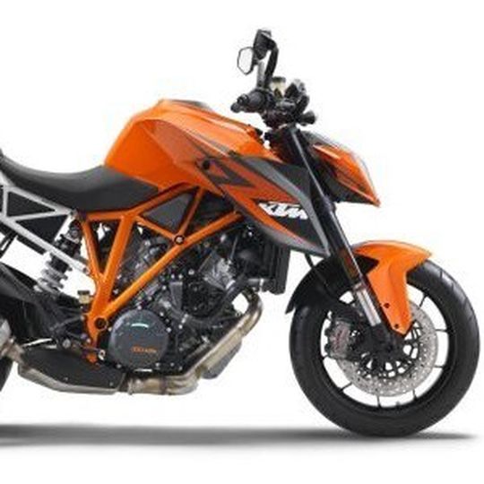 Gefahr des Kraftstoffaustritts: KTM ruft 1290 Super Duke R MY 14 zurück. Gefahr des Kraftstoffaustritts: KTM ruft 1290 Super Duke R MY 14 zurück.