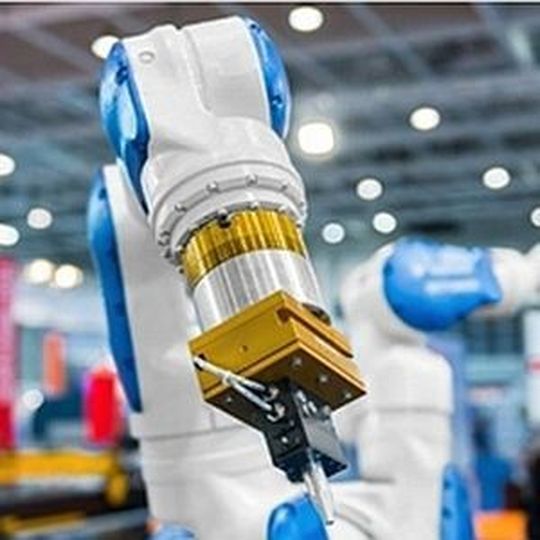 Mit der 3D-Simulation lassen sich auch bereits bestehende Produktionssysteme bezüglich ihrer Taktzeiten reduzieren, Veränderungen werden planbar. Mit der 3D-Simulation lassen sich auch bereits bestehende Produktionssysteme bezüglich ihrer Taktzeiten reduzieren, Veränderungen werden planbar.