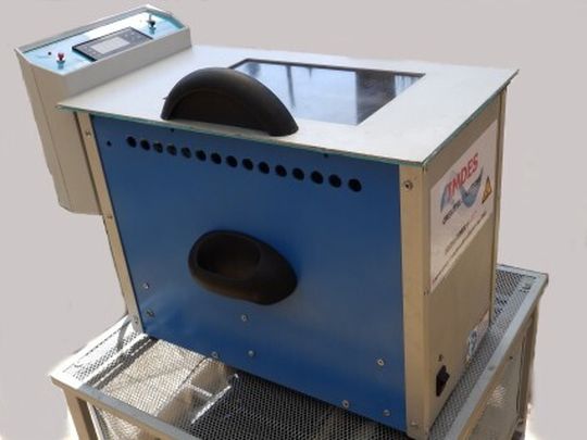 Die Lötanlagen Imdes Micro Condens-IT beziehungsweise Mini Condens-IT wurden speziell für die Entwicklung von Prototypen konzipiert. Die Lötanlagen Imdes Micro Condens-IT beziehungsweise Mini Condens-IT wurden speziell für die Entwicklung von Prototypen konzipiert.