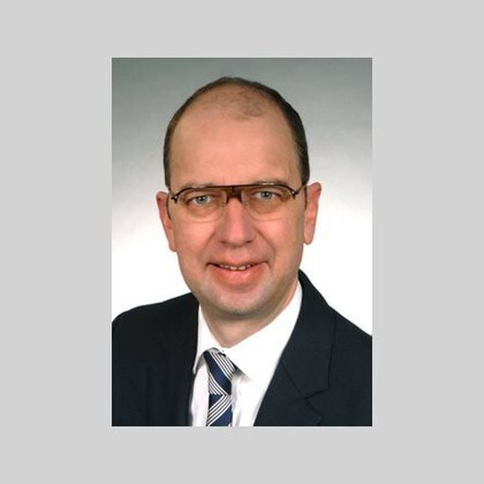 Dr. Kurt Johannes Standke ist neuer Geschäftsführer der Harting Customised Solutions Management GmbH. Dr. Kurt Johannes Standke ist neuer Geschäftsführer der Harting Customised Solutions Management GmbH.