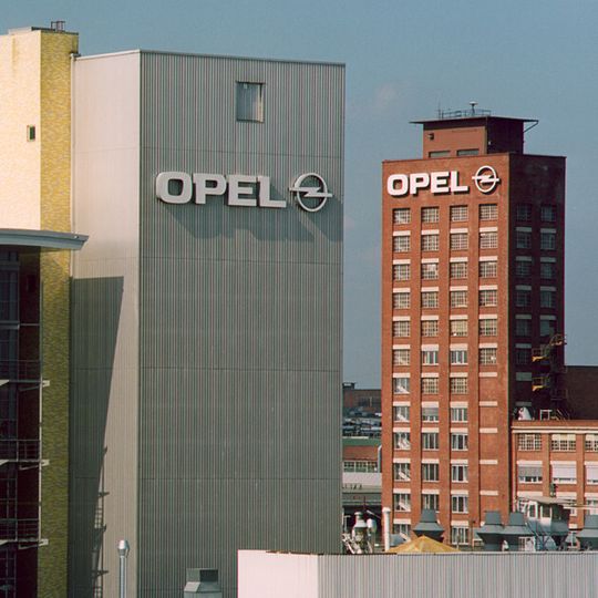 Wegen des Russland-Rückzugs muss Opel nun doch akut sparen. Wegen des Russland-Rückzugs muss Opel nun doch akut sparen.