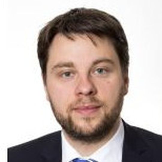 „Wir haben den Fräsprozess aus allen Perspektiven betrachtet“, erklärt Dennis Nespor, Abteilungsleiter Zerspanung am Institut für Fertigungstechnik und Werkzeugmaschinen der Uni Hannover. „Wir haben den Fräsprozess aus allen Perspektiven betrachtet“, erklärt Dennis Nespor, Abteilungsleiter Zerspanung am Institut für Fertigungstechnik und Werkzeugmaschinen der Uni Hannover.
